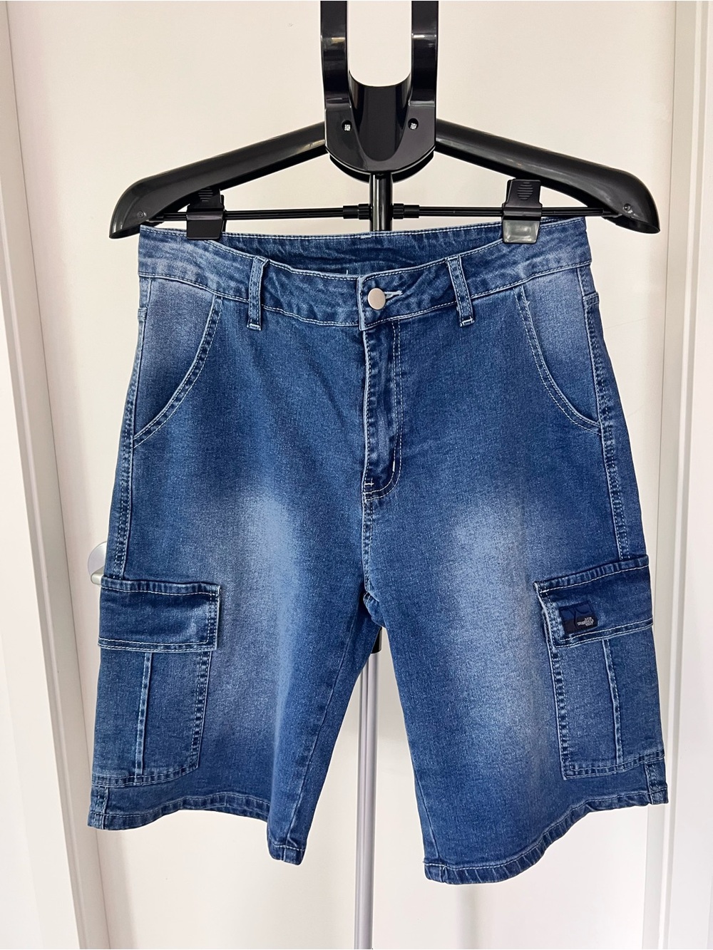 Men's Blue Denim Cargo Shorts Waist 32